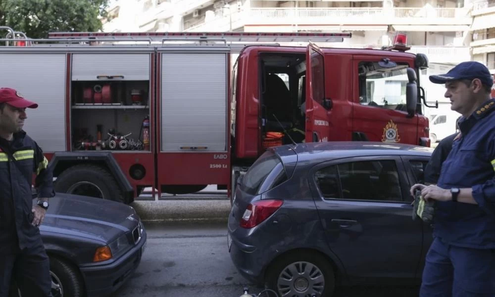 Αθήνα: Διαμέρισμα ''τυλίχθηκε'' στις φλόγες επί της οδού 3ης Σεπτεμβρίου